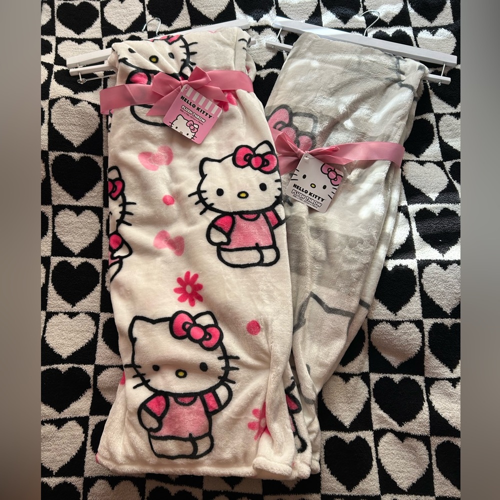 Hello Kitty Blanket Throw